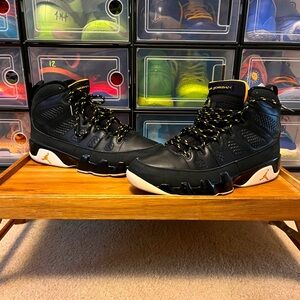 2010
Air Jordan 9 Retro 'Citrus' Mens Size 10 🔥🔥